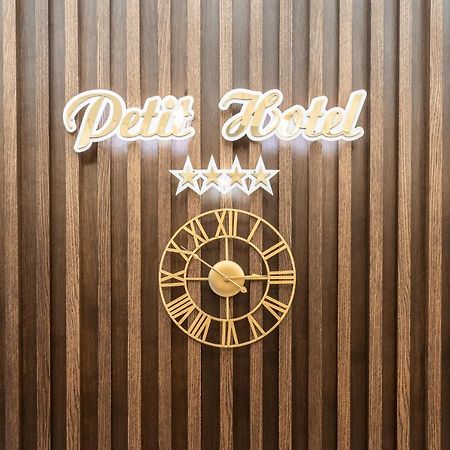 Petit Hotel Prato  Kültér fotó