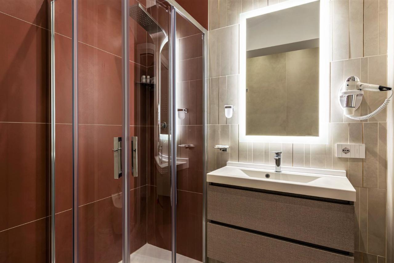 Petit Hotel Prato  Kültér fotó