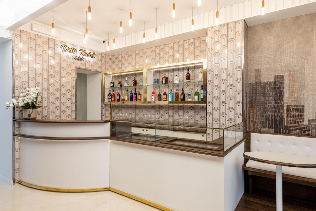 Petit Hotel Prato  Kültér fotó
