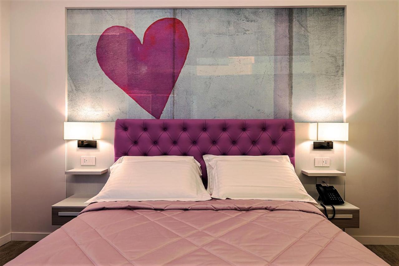 Petit Hotel Prato  Kültér fotó
