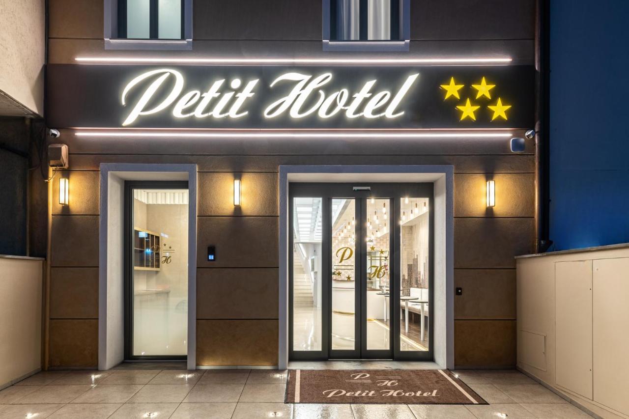 Petit Hotel Prato  Kültér fotó